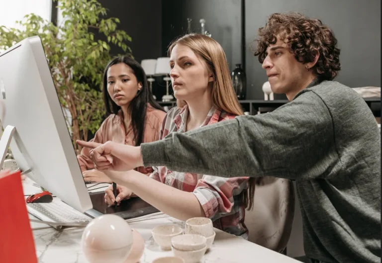 Il Corso Preposto è Obbligatorio per Tutte le Aziende 5 dipendenti in formazione con supervisore aziendale