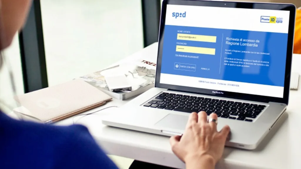 Come Si Usa L’App PosteID Sul Pc Per Identità Digitale 2 persona che utilizza app posteid su laptop