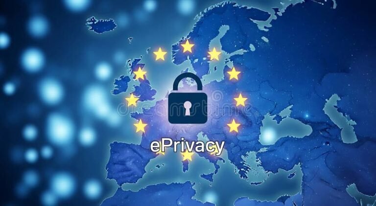 simbolo di lucchetto digitale su mappa europa