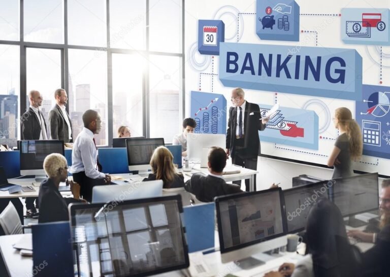 ufficio bancario con persone che lavorano insieme