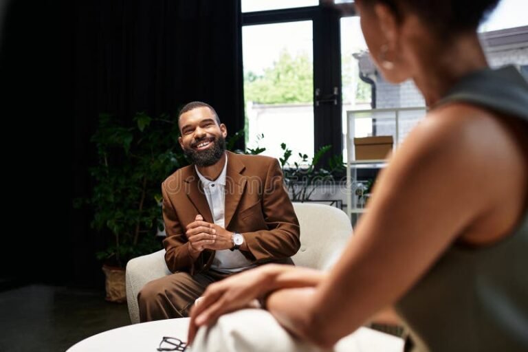 Come Trovare Aziende Che Cercano Personale in Italia 36 ufficio moderno con colloquio di lavoro